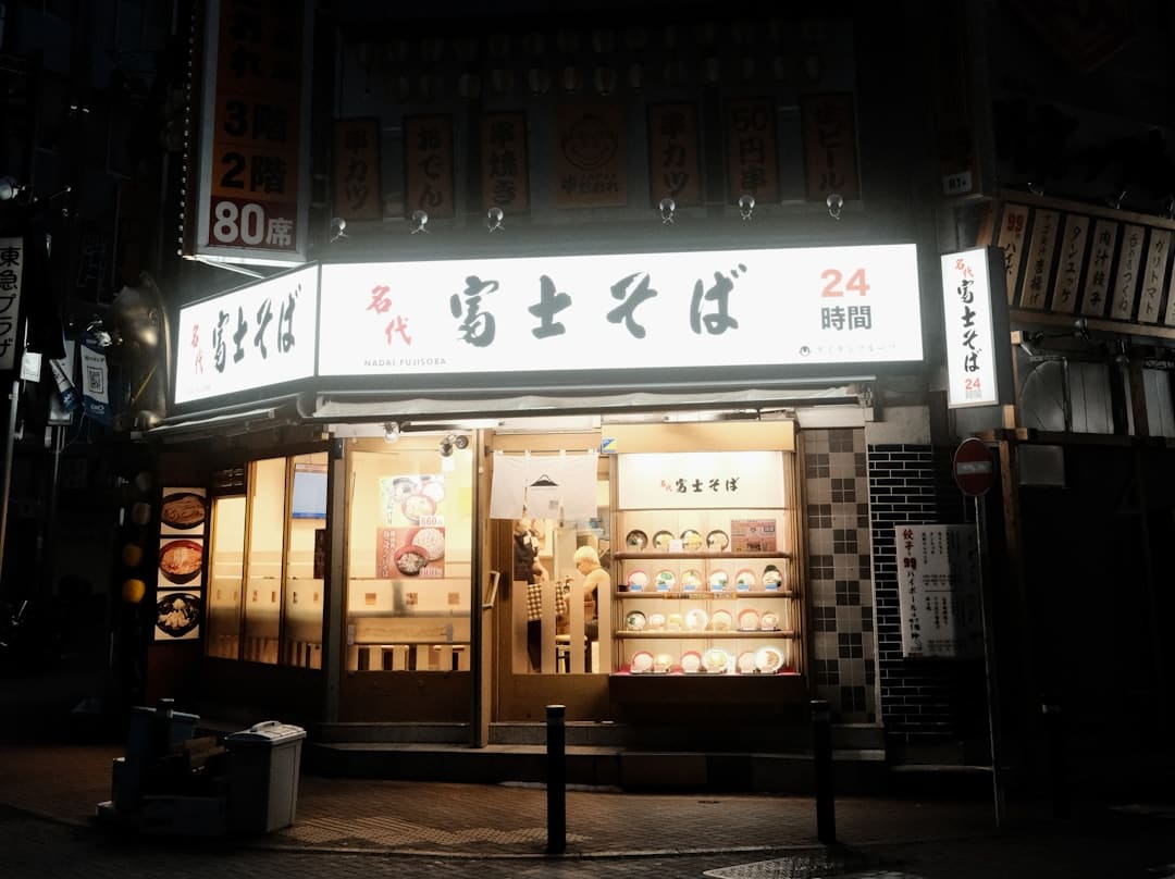 2025年度电影总票房破300亿